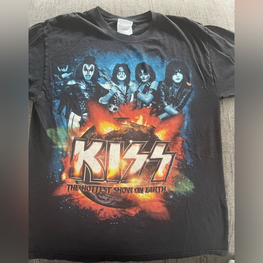 2010 KISS Concert tour tshirt The Hottest Show on Earth